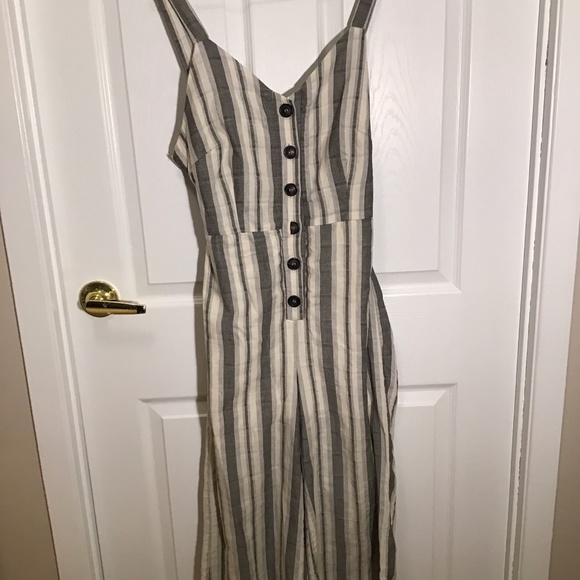 Urban romantics jumpsuit - Picture 1 of 2